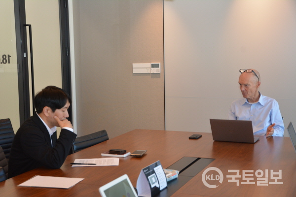 [CORIO] 코리오 제너레이션 울레 비움 닐슨 E&C 부문장_3.jpg